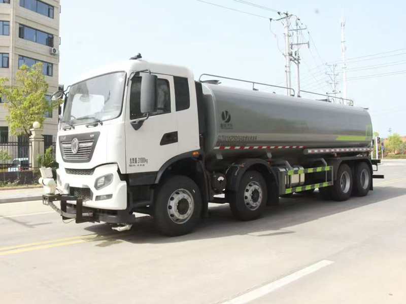 东风天龙前四后八绿化喷洒车